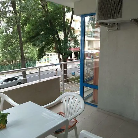Excelsior Apt.80 דירה